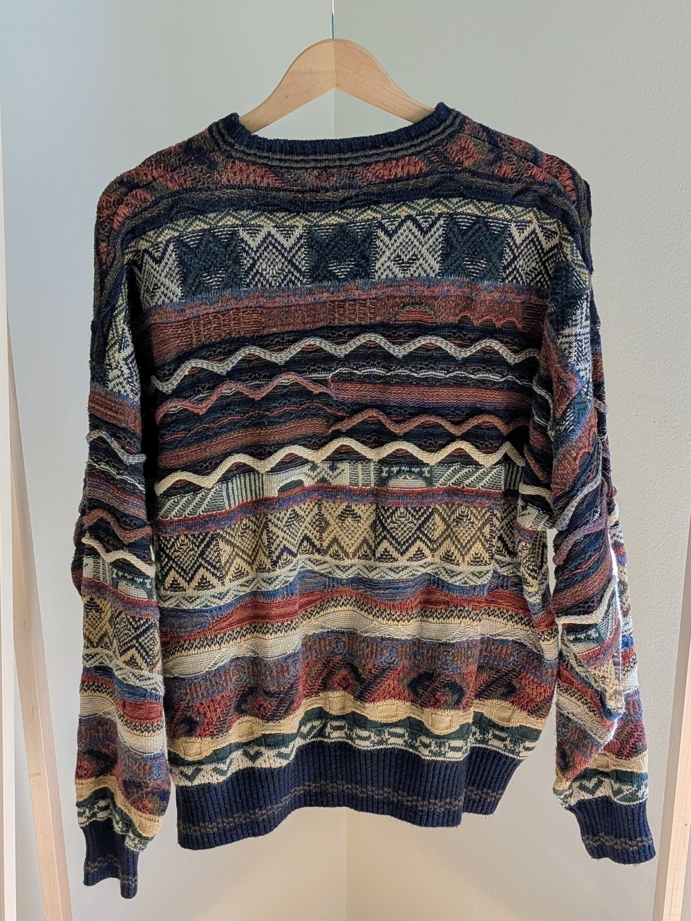 Vintage Coogi Style Abstract Textured Chunky Crewneck Sweater In Terracotta/Navy - Picture 7 of 8